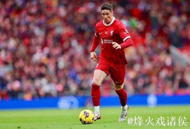 安菲尔德滑跪名场面 安菲尔德滑跪名场面